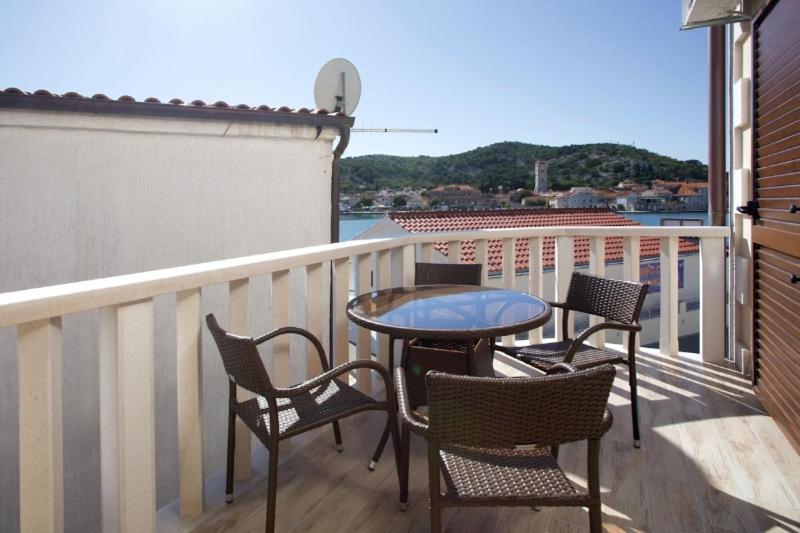 Apartments Tisno - Villa Mare Exteriör bild