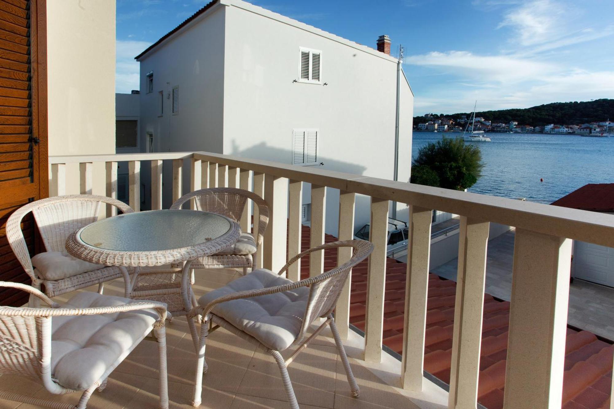 Apartments Tisno - Villa Mare Exteriör bild