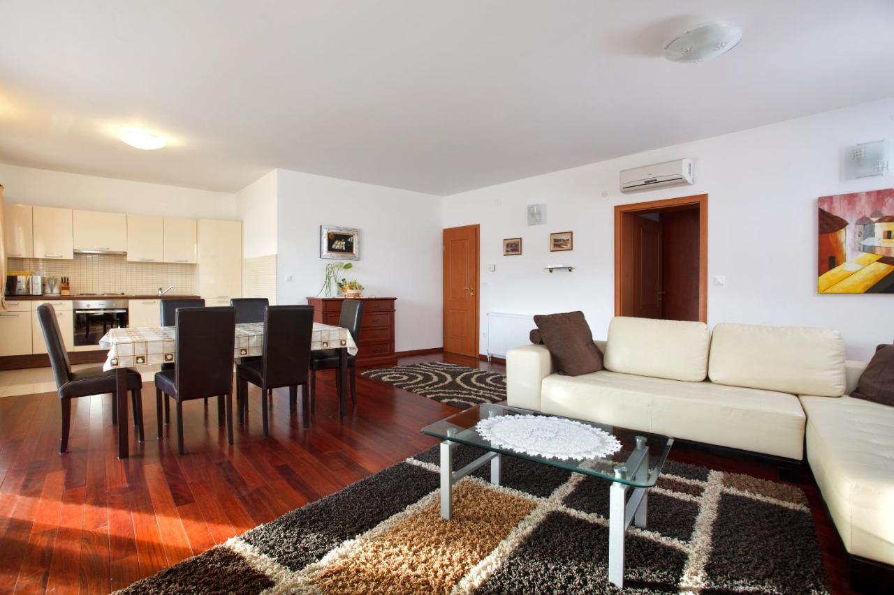Apartments Tisno - Villa Mare Rum bild